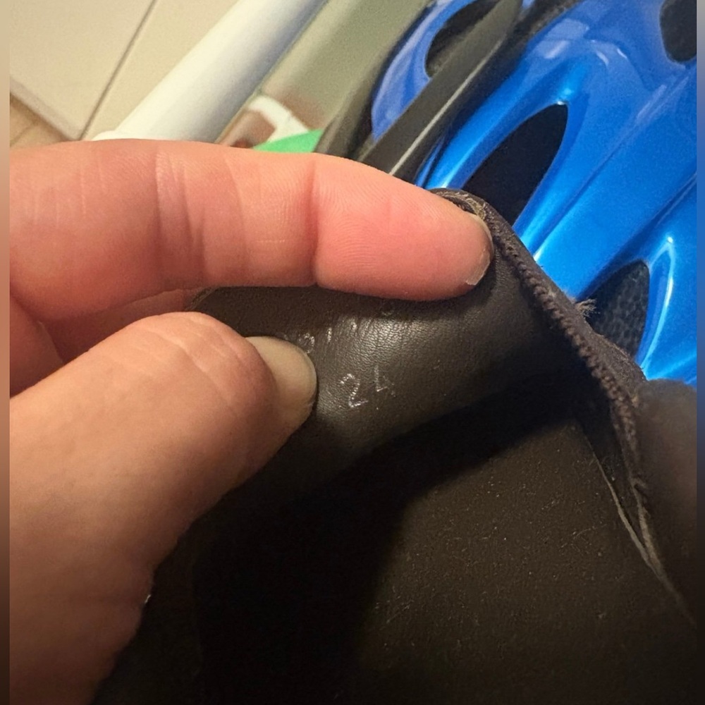 Gucci Kids Slip On Shoes (Size 24 EU) - Picture 5 of 5